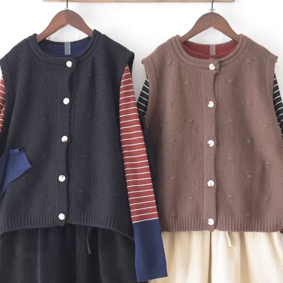 Brand New Black/White Stripe Sweater - Snug Fit, Soft & Warm, 8% Wool - Picture 4 of 7